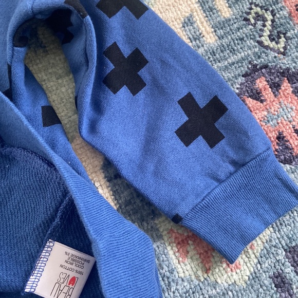 Beau Loves dino hooded sweatshirt blue black Swiss cross plus sign 3T - Picture 6 of 10